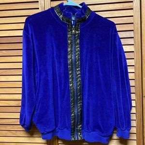 Nice plush fabric Jacket with long sleeves